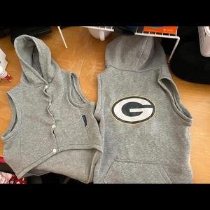 One Green Bay Packers Dog Sweater Size Large